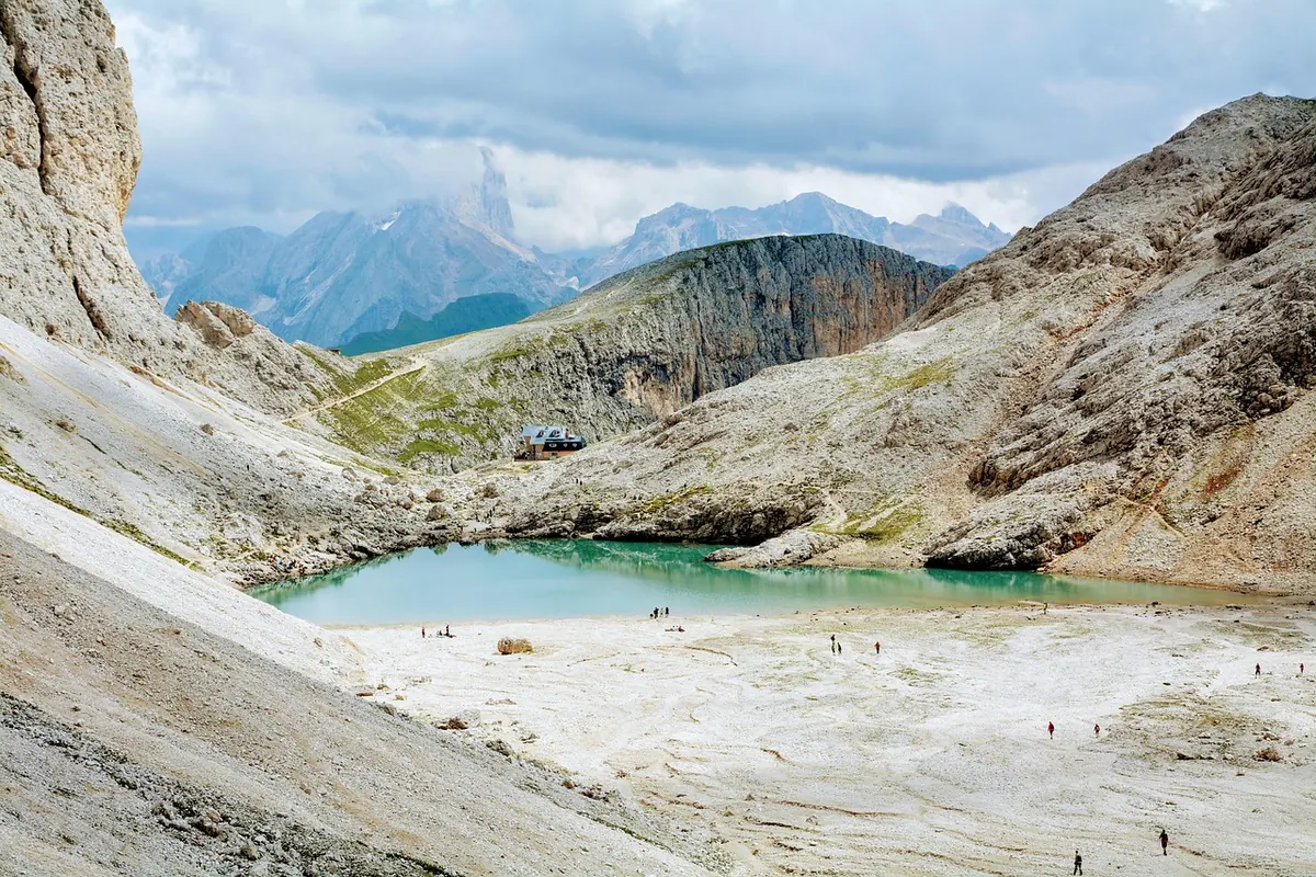 Walking Boots vs Trail Runners: Which Is Better for British Hill Paths?